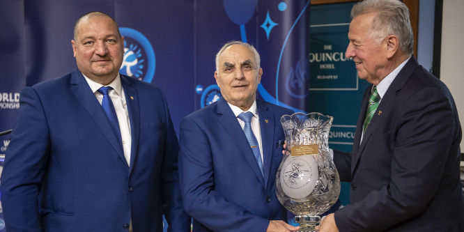 A Nemzet Sportolóját és a magyar vb-csapatot köszöntötte a birkózószövetség