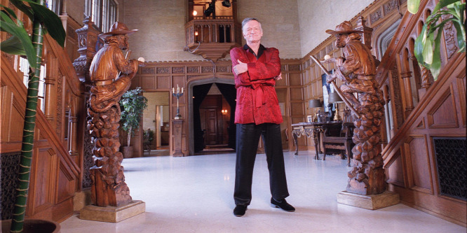 Hugh Hefner: feminista vagy nőket tárgyiasító szexuális ragadozó? (18+)