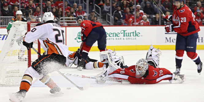 NHL: négygólos hátrányból nyert az Anaheim a bajnok otthonában
