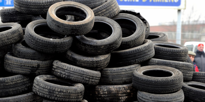 Venezuelában abroncsot ad a dolgozóinak végkielégítésként a Goodyear