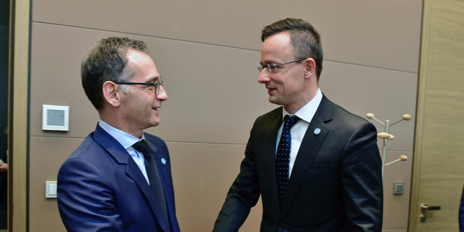 Párizs és Berlin számíthat Budapestre a Nyugat-Balkán fegyvermentesítésében