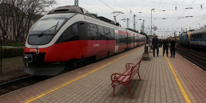 Műszaki hiba miatt késnek a vonatok Kelenföld és Székesfehérvár között