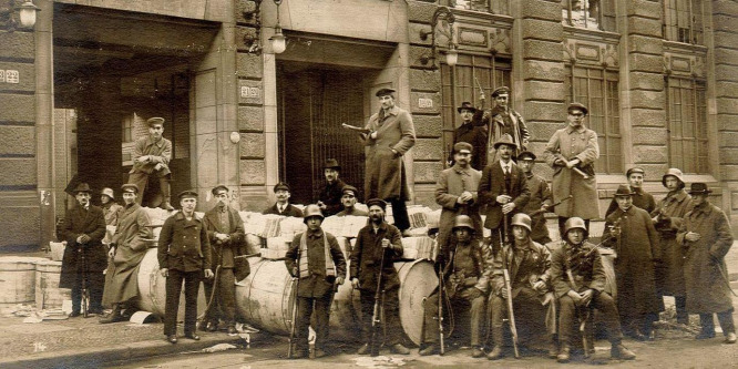 100 éve rontottak rá először a kommunisták Németországra