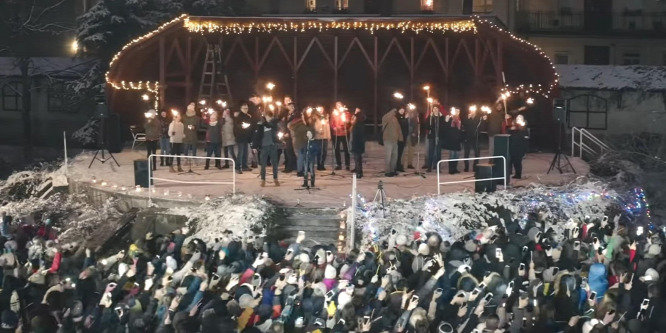 Megható videón dolgozta fel egy magyar gimnázium a We Are the World című dalt