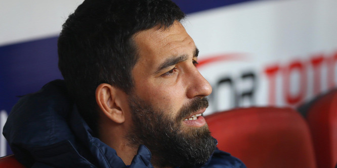 12 év börtönt kaphat Arda Turan