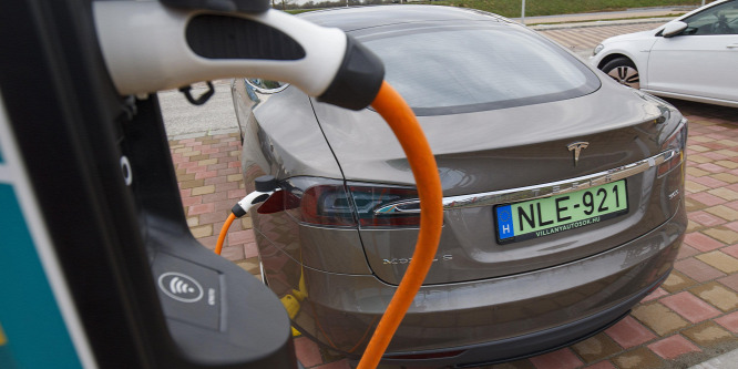 Sokszorosára nő az elektromos autók hazai ultragyors töltőhálózata