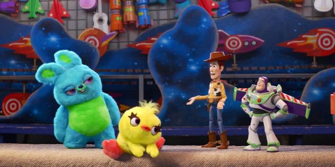 Buzzt alaposan feltartják a Toy Story 4 Super Bowl-szpotjában - videó