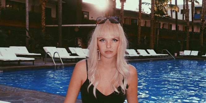 Bonnie Strange Playboy-modell mindent megmutat gyönyörű testéből (18+)