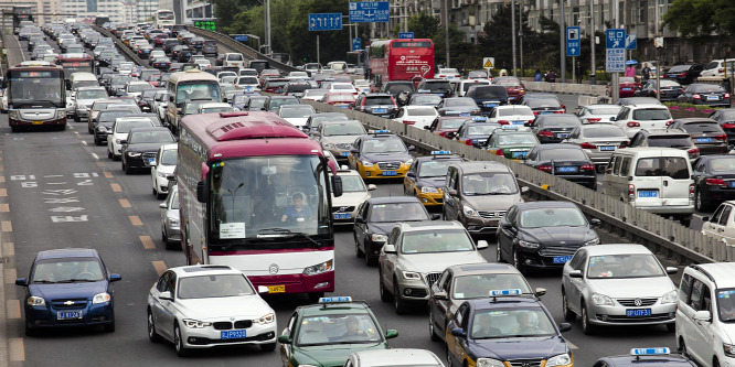 Robottaxikkal oldhatják a tömegközlekedéstől való félelmet Kínában