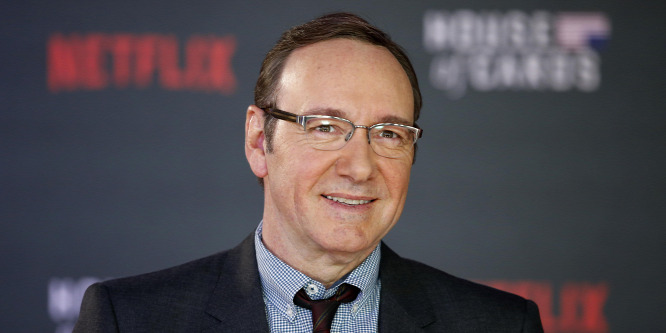 Nyilvánosság elé kell állnia a férfinak, aki zaklatással vádolta meg Kevin Spacey-t