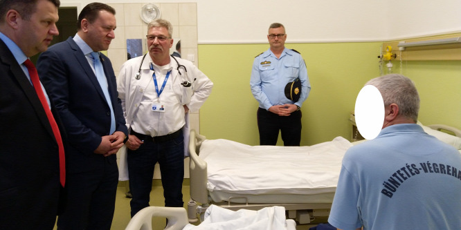 Nem hibázott az őr, akit túszul ejtett a megszökött fogoly