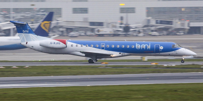 Csődeljárást kért maga ellen a Flybmi brit légitársaság