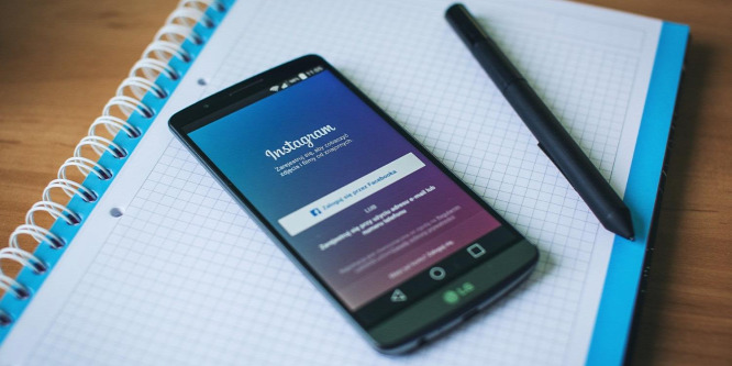 Jöhet a chat a böngészős Instagramba