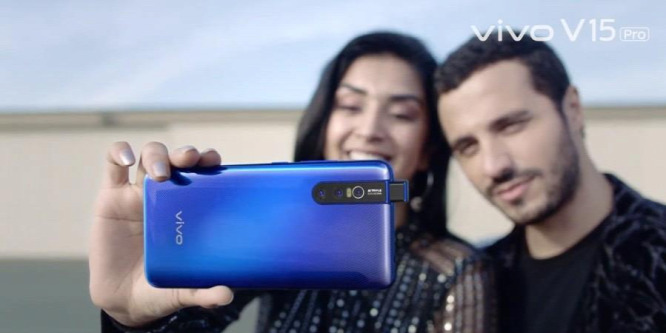 32 megapixeles felugró szelfikamerát kapott a Vivo új mobilja