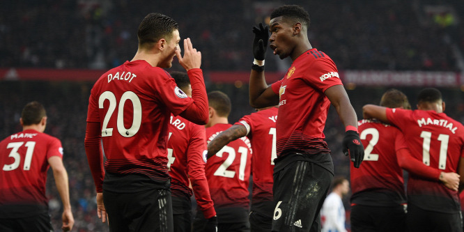 Csapatbuszt vett első fizetéséből a Manchester United játékosa