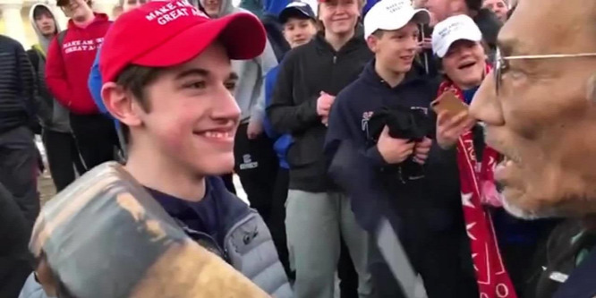 Kiáll Trump az iskolás mellett, akit álhírgyártással járatott le a liberális média