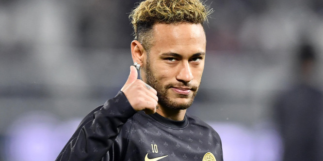 Bombázó sztárral bulizott az eltiltott Neymar