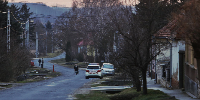Egész életére kihathat a 10 hónapos kisfiúnak, hogy látta meghalni az édesanyját