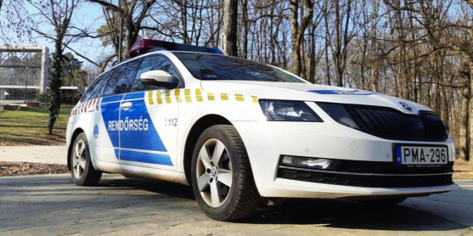 Igazoltatás közben kapták el a rendőrök a körözött férfit