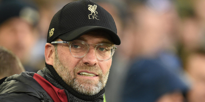 Kikészült a Liverpool menedzsere a labdaszedő gyerektől - videó