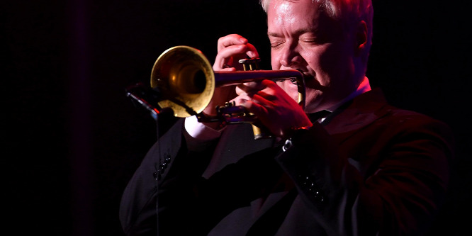 Budapesten koncertezik a Grammy-díjas Chris Botti