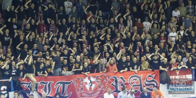 Megtámadták a debreceni szurkolókat a kézimeccs után
