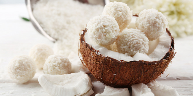 Így készül az egészséges Raffaello golyó – Recept