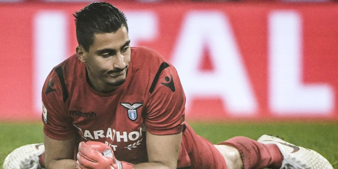 Lekéste a gépét, kitették a válogatott keretből a Lazio kapusát