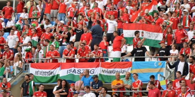 A magyar fociszurkolókat nem engedik be a szlovák szektorokba