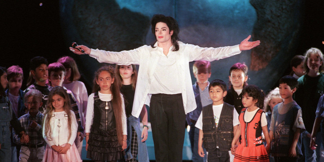 Michael Jacksonról és a pedofíliáról pszichológus szemmel