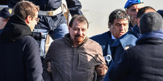 Beismert négy gyilkosságot a Bolíviában elfogott kommunista aktivista