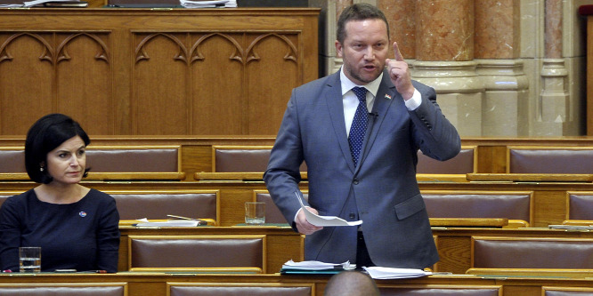 Az ellenzéki pártok becsapják saját szavazótáborukat