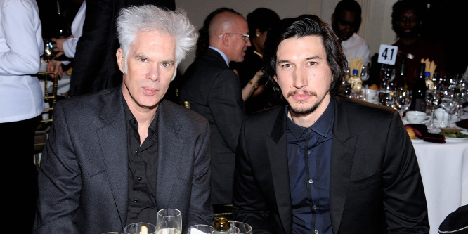 Vámpírok után zombikról forgatott Jim Jarmusch