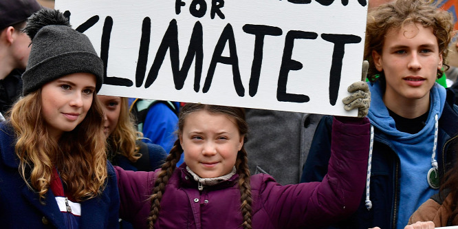 Greta Thunberg, a környezetvédő fiatalok visszhangja