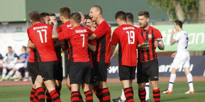 Elképesztő ollózós gólt lőtt a magyar focista - videó