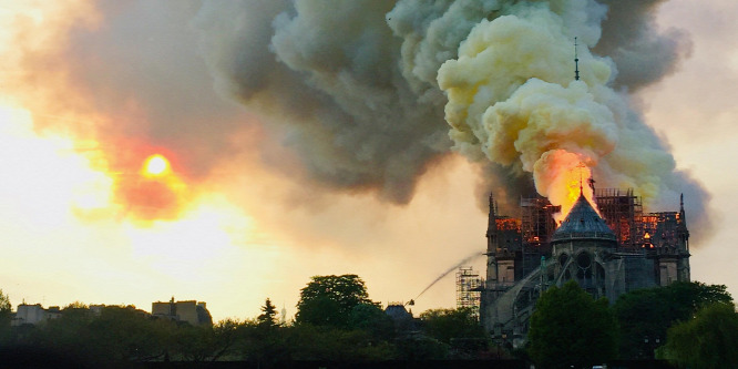Notre-Dame: rémisztő állapot, ellenőrizetlen felújítás, kaotikus tűzoltás