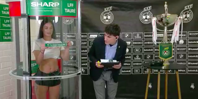 Topmodellel emelték új szintre a kupasorsolás műfaját - videó
