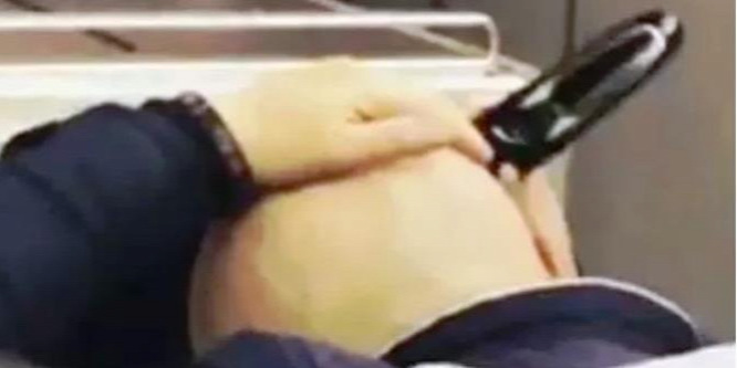 Sokakat felháborított, amit ez az utas tett a repülőn – videó