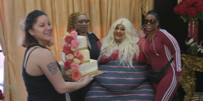 Fekáliával kenték be a plus size hölgyeknek nyitott szépségszalon ajtaját