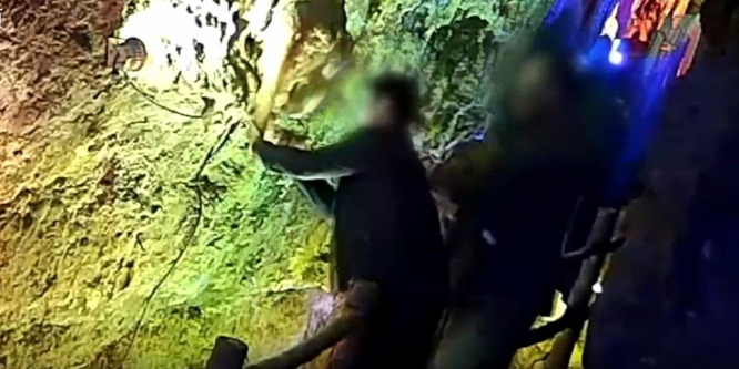 Letörték a cseppköveket a vandál turisták – videó