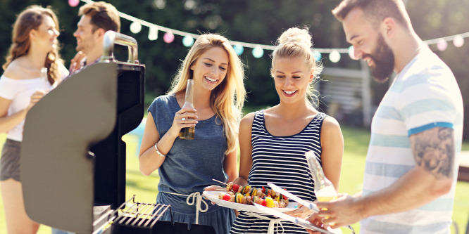 Kerti partira fel! Mutatjuk a legjobb grillpácokat, amelyektől a vendégek mind a tíz ujjukat meg fogják nyalni