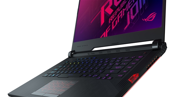 Bemutatta új, brutális erejű játékos ROG laptopjait az Asus