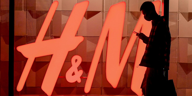 A H&M 39 év után megszüntette nyomtatott katalógusát