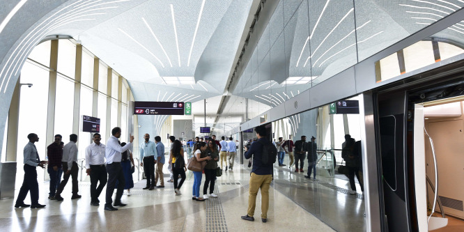 A gazdag arab miniállamban elindult az első metró