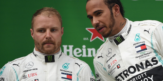 Hamilton nem számít belháborúra a Mercedesnél