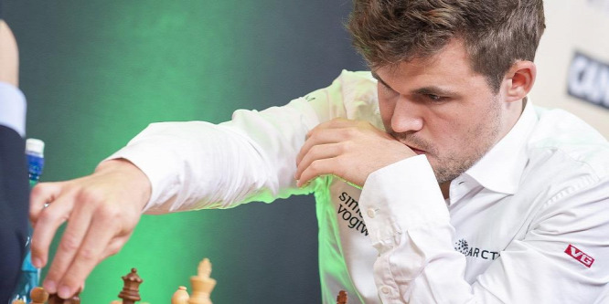 Sakk: Carlsen továbbra is verhetetlen, zsinórban negyedik versenyét nyerte