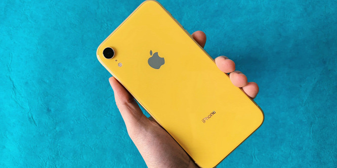 Két új színben jöhet az iPhone XR utódja