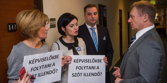 Totálisan összeomlott az MSZP kampánya