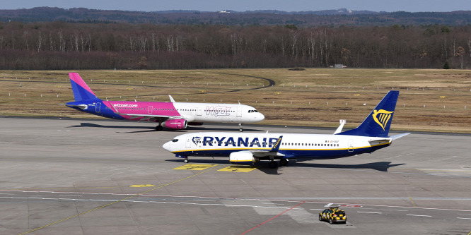 Csökkentette a Wizz Air és a Ryanair a jóváírásokat