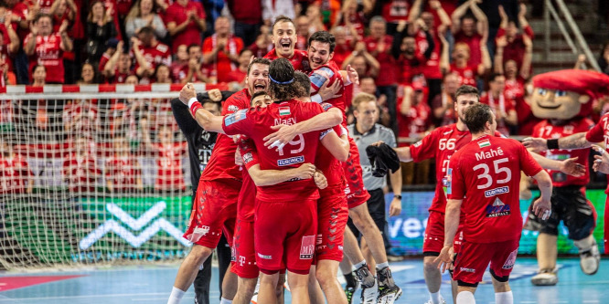 Zseniálisan éneklik a Backstreet Boys slágerét a veszprémi kézisek